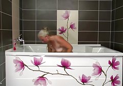 أنا يمكن أن تقوم به سكس عربي عراقية ؟