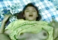 صغيرة الوركين ، ثم تبا لي افلام سكس رومانسيه مصريه الجزء 1