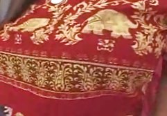 ذلك سكس حيوانات مع بنات عربي